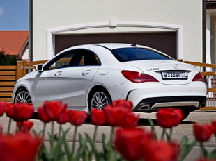 Фото компании Mercedes-Benz и с сайта blog.mercedes-benzsouthwest.co.uk