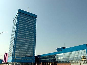 Здание "АвтоВАЗа". Фото Максима Авдеева