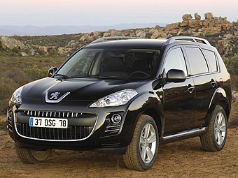 Кроссовер Peugeot 4007, построенный на базе Mitsubishi Outlander XL. Фото Peugeot