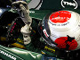 Ярно Трулли за рулем гоночного болида в боксах Гран-при Японии. Фото Team Lotus