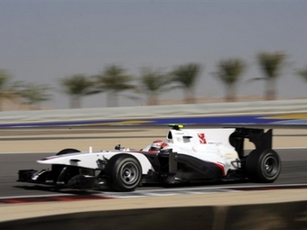 Sauber на Гран-при Бахрейна. Фото (c) <a href="http://lenta.ru/info/afp.htm">AFP</a>