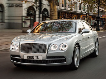 Bentley Continental Flying Spur с V8. Фото Bentley