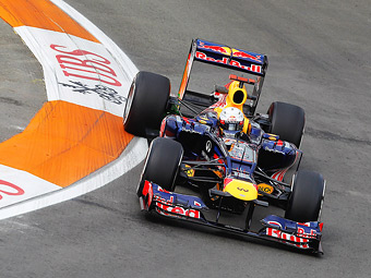      Red Bull  - .  Red Bull Racing