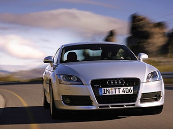 Audi TT. Фото Audi