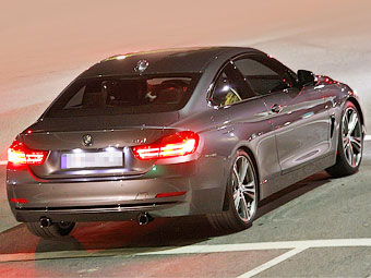   BMW 4 . 