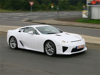 Lexus LF-A. Фото с сайта carscoop.blogspot.com