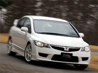 Седан Honda Civic Type-R. Фото Honda