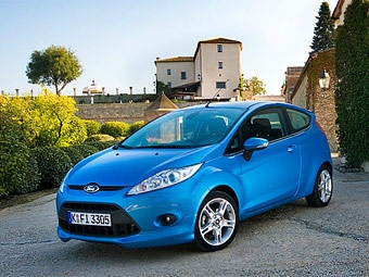 Ford Fiesta. Фото Ленты.Ру