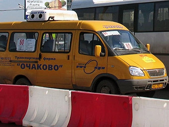 Маршрутное такси. Фото Ленты.Ру