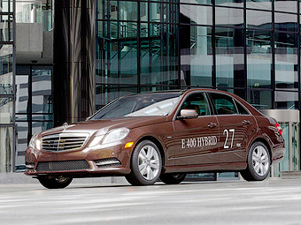 Mercedes-Benz E400 Hybrid. Фото Mercedes-Benz