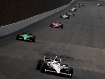 Серия IndyCar. Фото (c) <a href="http://lenta.ru/info/afp.htm">AFP</a>
