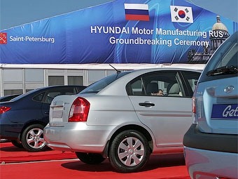 Церемония закладки первого камня завода Hyundai. Фото Ленты.ру