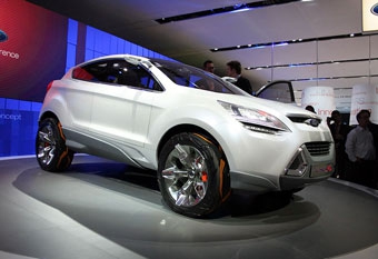 Ford Iosis-X Concept. Фото Lenta.ru