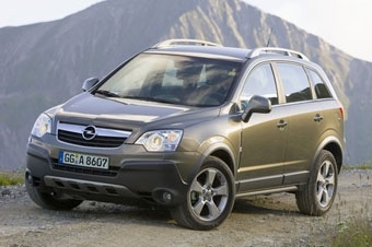 Opel Antara. Фото Opel