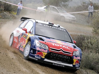 Себастьен Леб (Citroen Total, Citroen C4) во время Ралли Кипр-2009. Фото с сайта rally-mania.cz