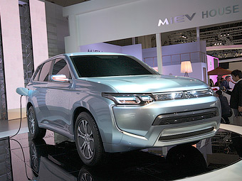    Mitsubishi Outlander