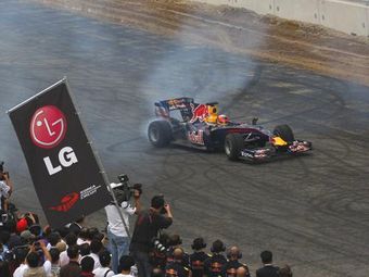 Карун Чандхок на трассе Формулы-1 в Южной Корее. Фото Red Bull.