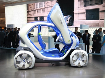 Renault Twizy Z.E. Concept. Фото Ленты.Ру