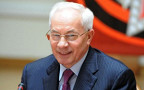 Слова о бойкоте Евро-2012 унижают украинцев, считает Азаров