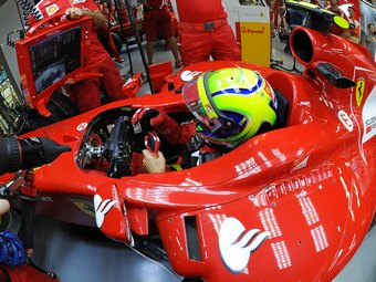 Фелипе Масса в кокпите болида Ferrari. Фото Scuderia Ferrari