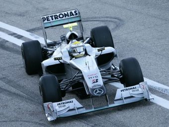 Нико Росберг на болиде Mercedes W01. Фото Mercedes