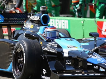 Даника Патрик (Andretti Green Racing), гонка IRL Nikon Indy 300 на трассе Surfers Paradise, 2008. Фото с сайта indycar.com