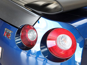 Nissan GT-R. Фото Nissan