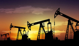 Нефть дорожает в ожидании очередного падения запасов в США