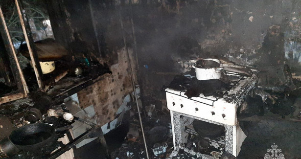 На пожаре в многоквартирном доме в Новотроицке спасли 18 человек