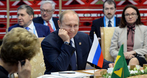 Путин рассказал о греческом кризисе, китайских рынках и иранской нефти