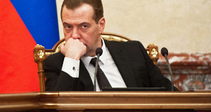Медведев защитил прогноз Минэкономразвития от претензий министров