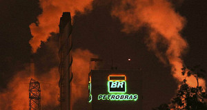 Petrobras продает активы на $2,2 млрд