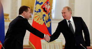 Путин погасил скандал вокруг правительства Медведева