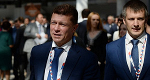Топилин прокомментировал регулирование зарплат топ-менеджеров госкомпаний