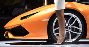 Lamborghini отзывает 42 спорткара в России