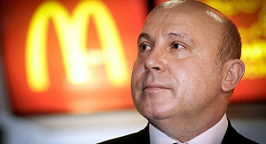 McDonald's обещает сдерживать в России рост цен ниже инфляции