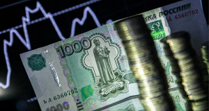 Рубль растет на открытии торгов