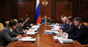 Медведев пообещал дальнейший рост МРОТ