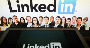 Salesforce набила цену LinkedIn