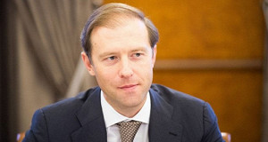 Мантуров ожидает сохранения господдержки легпрома на уровне 2,2 млрд рублей