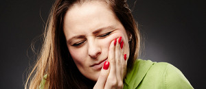 Как самим «запломбировать» зубы и причем тут водка