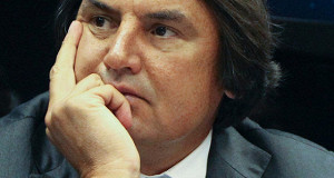 «Русский стандарт» проедает капитал, считает Fitch