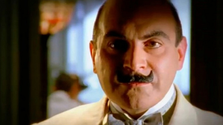 Пуаро дупло. Пуаро агаты кристи лощина. Пуаро пять поросят. Пуаро дупло. Пуаро дупло.