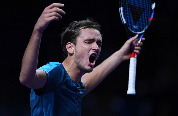 
Медведев одержал третью победу на&nbsp;Итоговом турнире ATP
