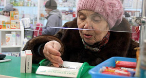Обеспечению россиян медикаментами мешают разногласия ведомств