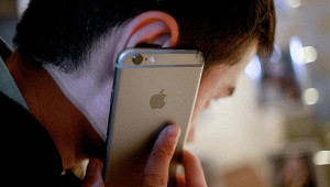Apple ограничила прослушивание музыки в iPhone из сети