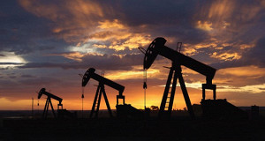 Нефть дорожает на фоне ожиданий данных из США