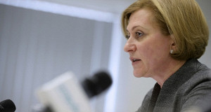 Попова: Каждый пятый товар к 2025 году россияне будут покупать в Сети