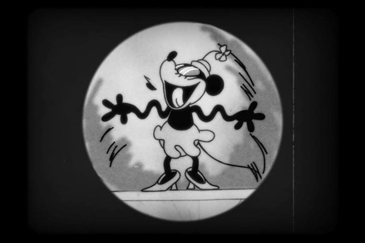 Афиша Воздух: Мышь-огонь: Микки-Маус снова на большом экране – Архив