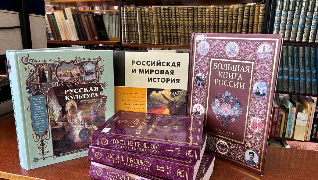 баскетбол расположение игроков на площадке. размещение игроков в баскетболе. волейбол количество игроков на площадке. сколько игр играет каждая команда. таблица игр на 6 команд.